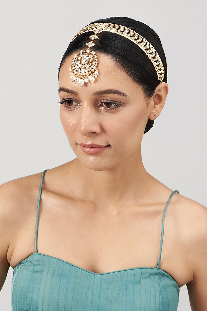 Gold Finish Kundan Polki Mathapatti by Zevar by Geeta at Pernia's Pop Up Shop