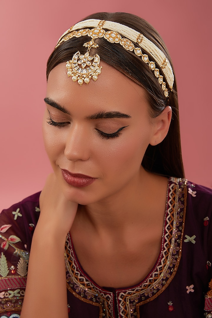 Gold Finish Kundan Polki Mathapatti by Zevar By Geeta at Pernia's Pop Up Shop