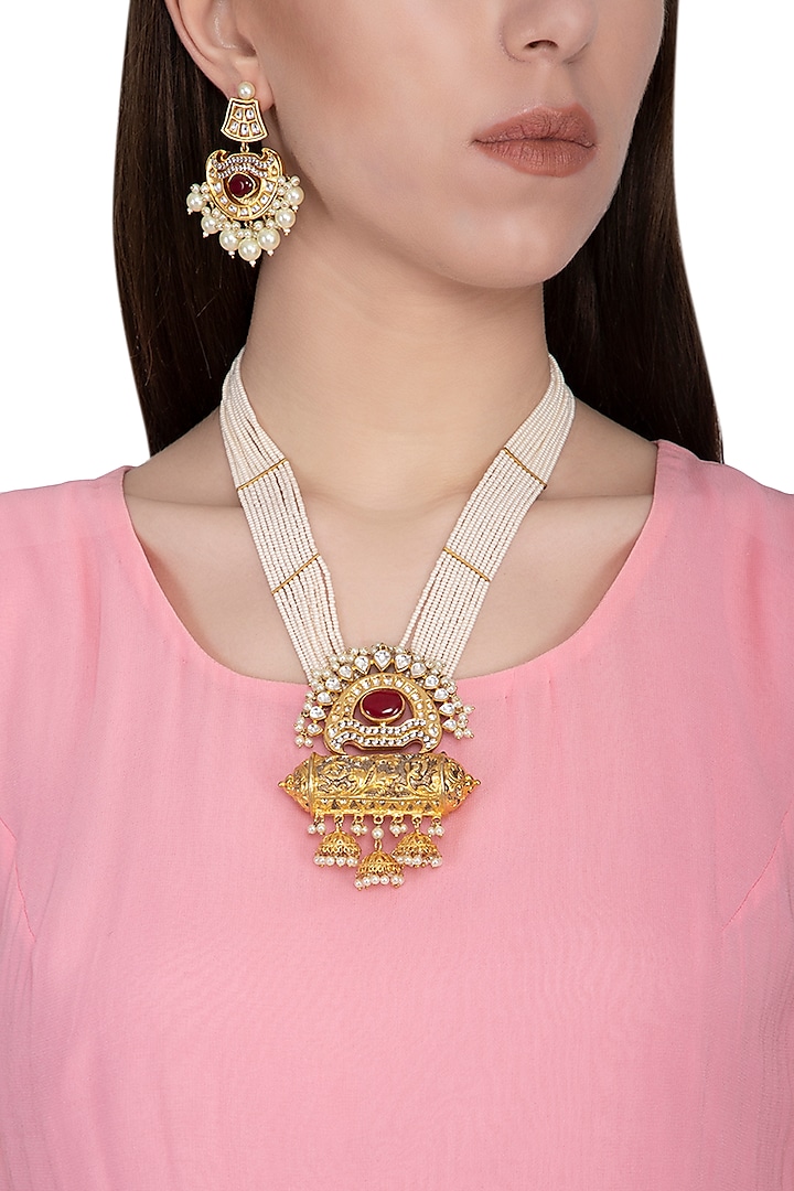 Gold plated pearl and glass pendant necklace set by Zevar by Geeta
