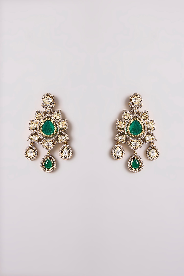 Two-Tone Finish Kundan Polki & Green Stone Necklace Set by Zevar By Geeta at Pernia's Pop Up Shop