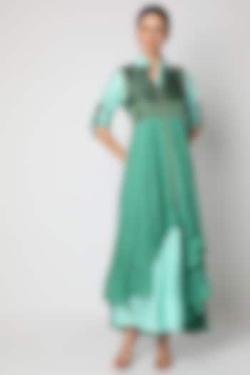 Mint Green Embroidered Tunic by zeel doshi thakkar at Pernia's Pop Up Shop