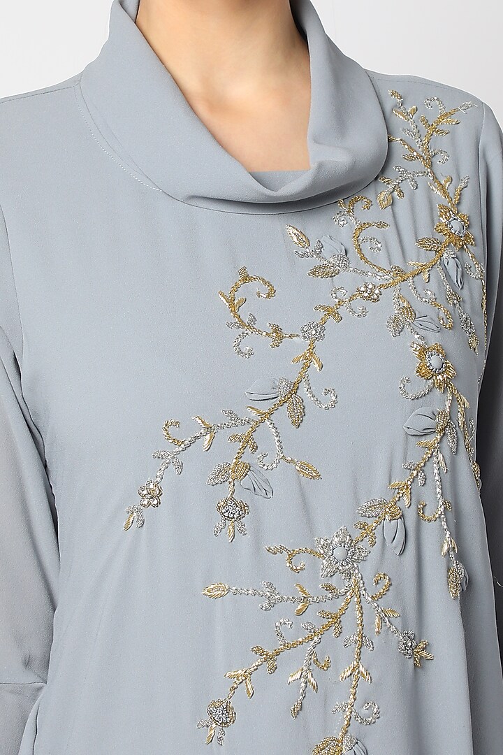 Grey Embroidered Tunic by zeel doshi thakkar at Pernia's Pop Up Shop