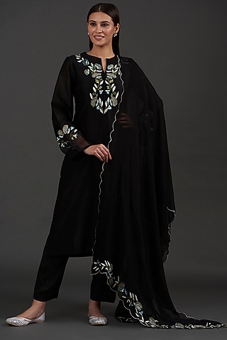 Black Chanderi Cotton Silk Embroidered Kurta Set by Zeefaa