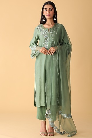 Basil Green Chanderi Embroidered Kurta Set by Zeefaa
