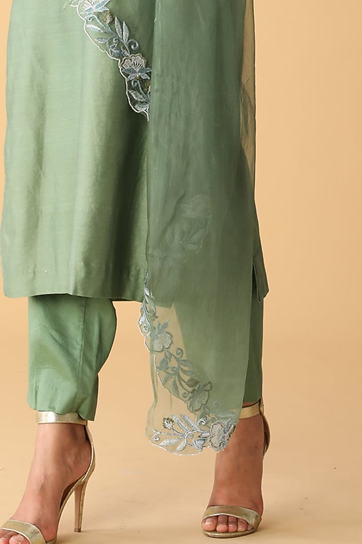 Basil Green Chanderi Embroidered Kurta Set by Zeefaa at Pernia's Pop Up Shop