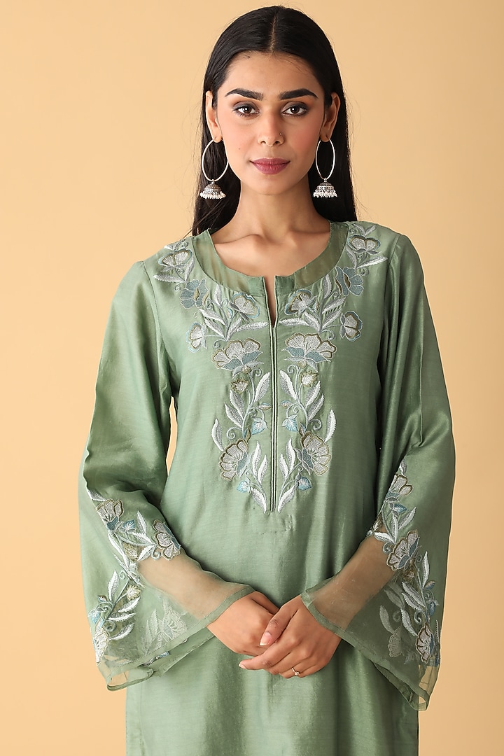 Basil Green Chanderi Embroidered Kurta Set by Zeefaa at Pernia's Pop Up Shop