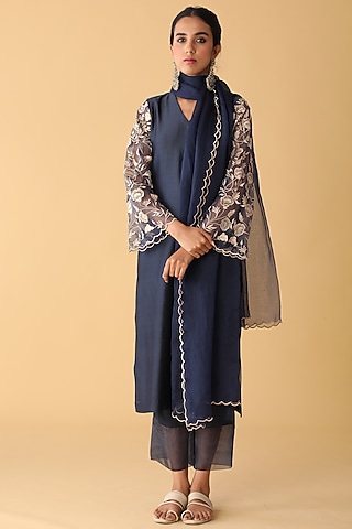 Oxford Blue Embroidered Kurta Set by Zeefaa