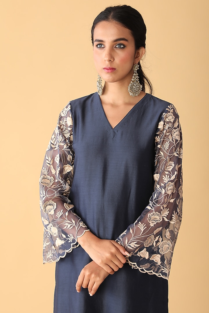 Oxford Blue Embroidered Kurta Set by Zeefaa at Pernia's Pop Up Shop