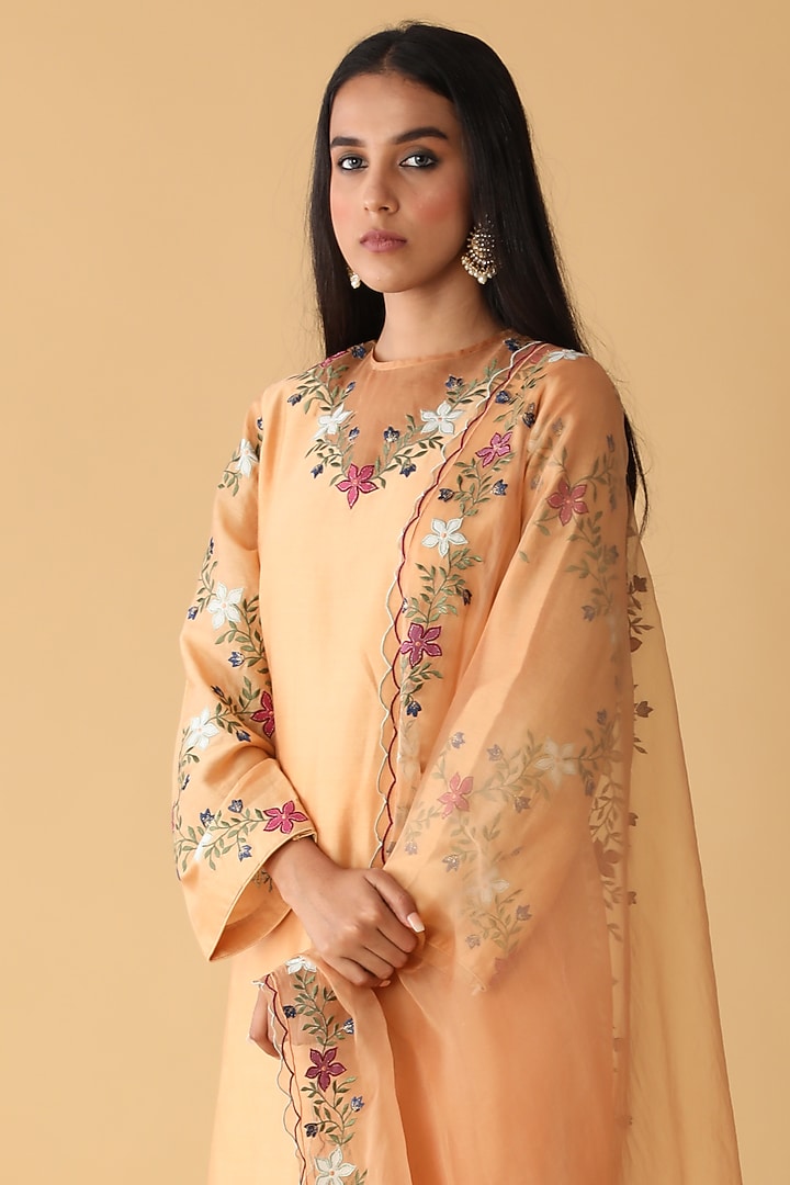 Yellow Chanderi Embroidered Kurta Set by Zeefaa at Pernia's Pop Up Shop