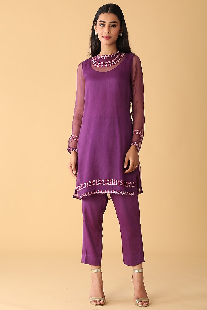 Purple Chanderi Embroidered Kurta Set by Zeefaa at Pernia's Pop Up Shop