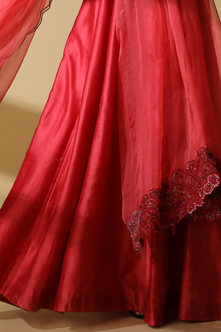 Red Chanderi Embroidered Party Wear Anarkali Set by Zeefaa at Pernia's Pop Up Shop