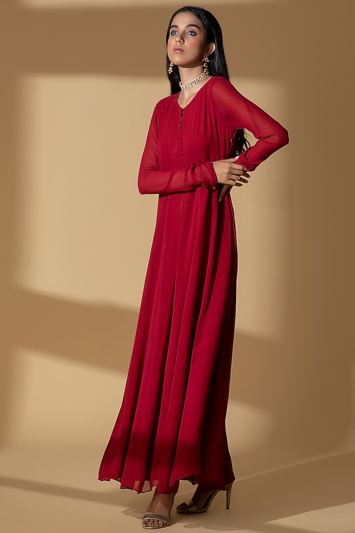 Red Pure Georgette Engagement Gown With Pants by Zeefaa at Pernia's Pop Up Shop