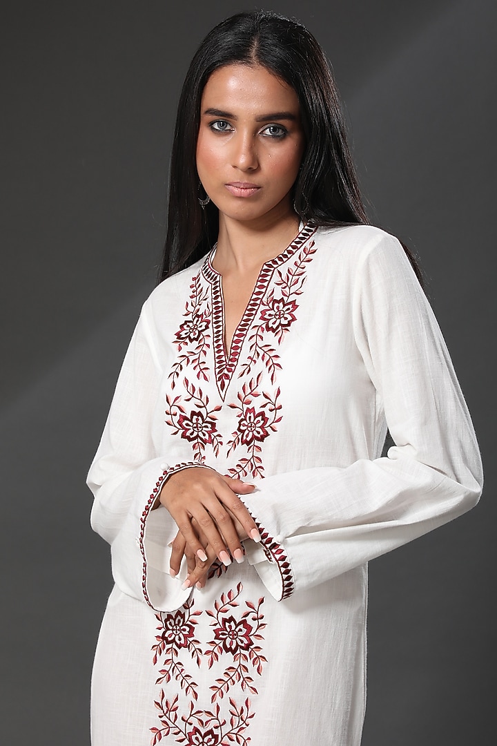 White Embroidered Kaftan by Zeefaa at Pernia's Pop Up Shop