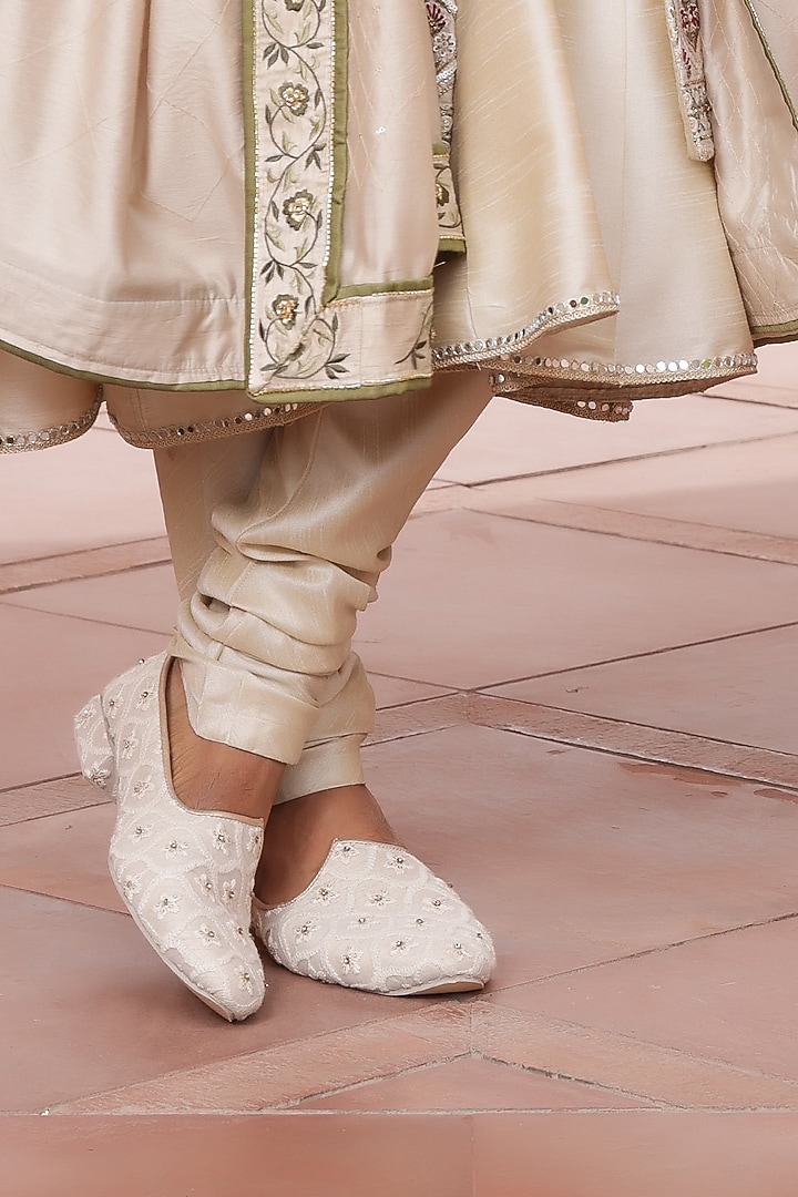 Ivory Lucknowi Hand Embroidered Sherwani Set by ZENITH COUTURE at Pernia's Pop Up Shop