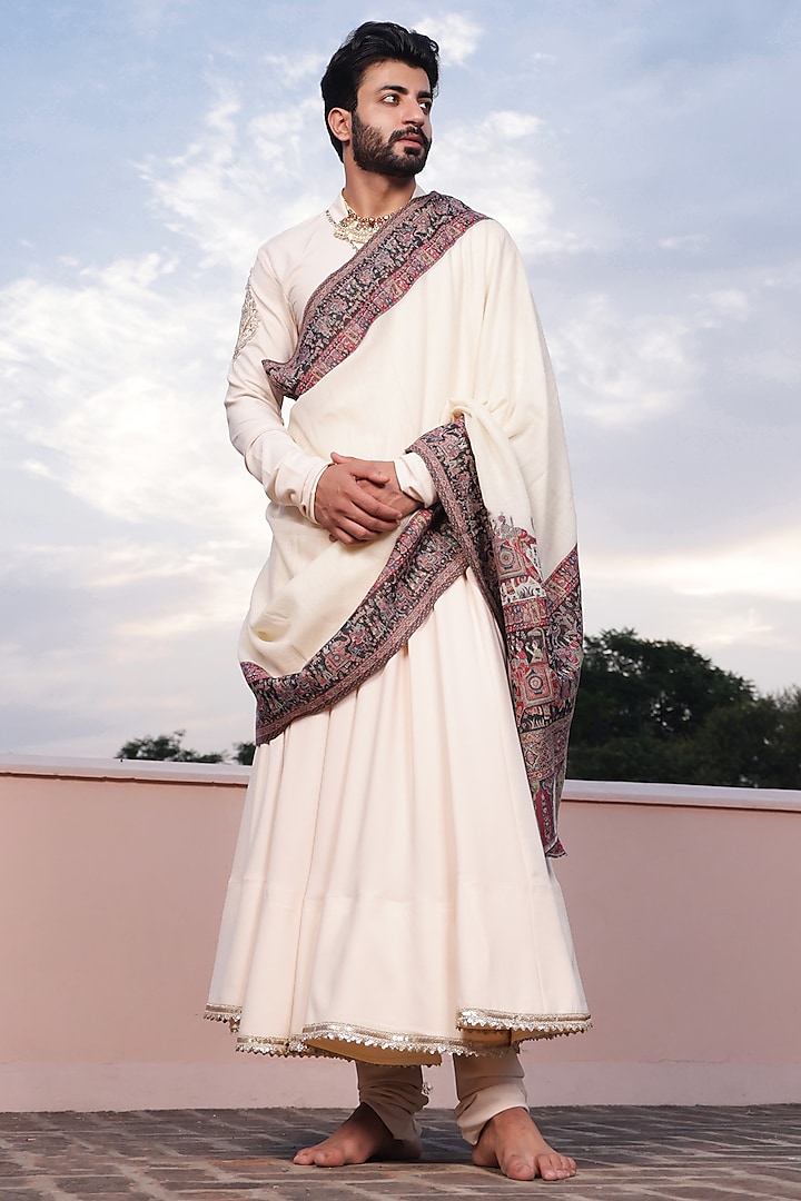 Ivory Crepe Hand Embroidered Anarkali Kurta Set by ZENITH COUTURE
