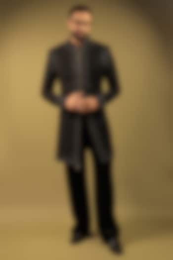 Black Velvet Cutdana Embellished Indo-Western Set by ZENITH COUTURE at Pernia's Pop Up Shop