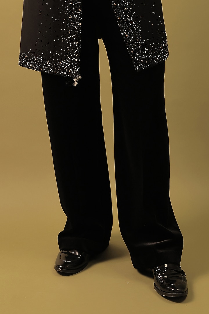 Black Velvet Cutdana Embellished Indo-Western Set by ZENITH COUTURE at Pernia's Pop Up Shop