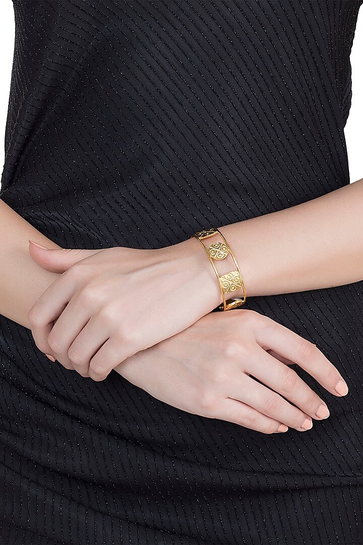Gold Finish Handcrafted Geometric Patterned Bracelet by ZOHRA