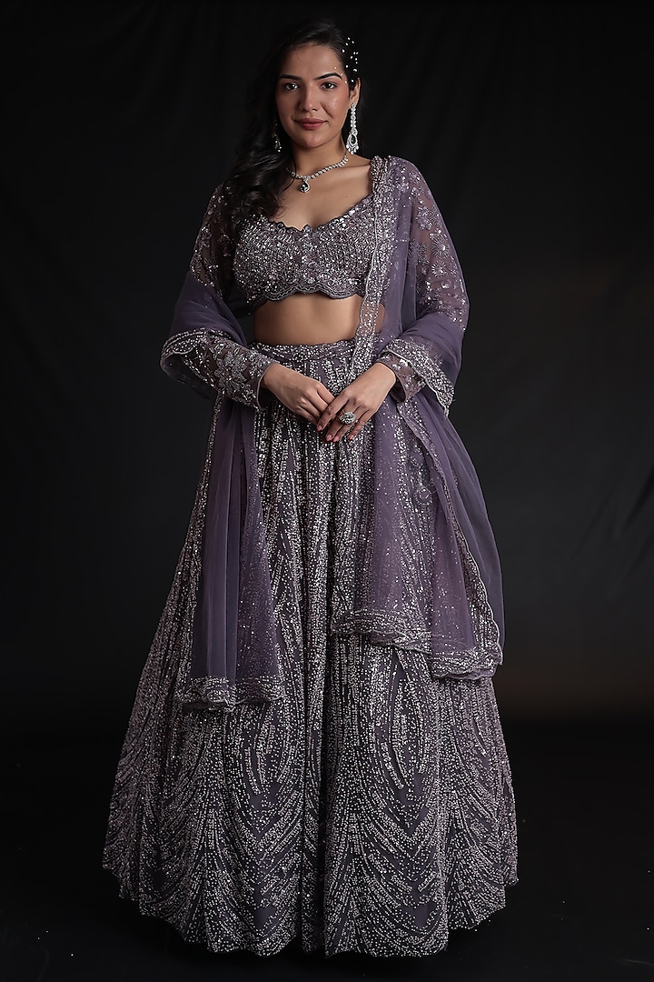 Purple Net Embellished Wedding Lehenga Set by Zari Jaipur at Pernia's Pop Up Shop