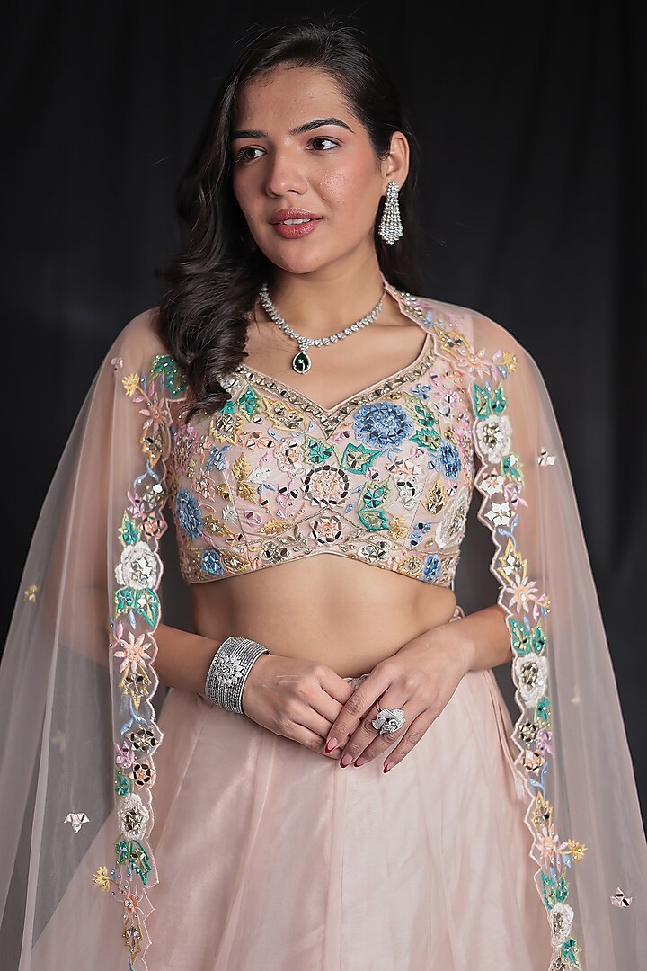 Peach Organza Embellished Wedding Lehenga Set by Zari Jaipur at Pernia's Pop Up Shop