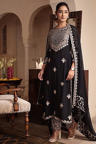Black Georgette Pitta Embroidered Kurta Set by Zari Jaipur