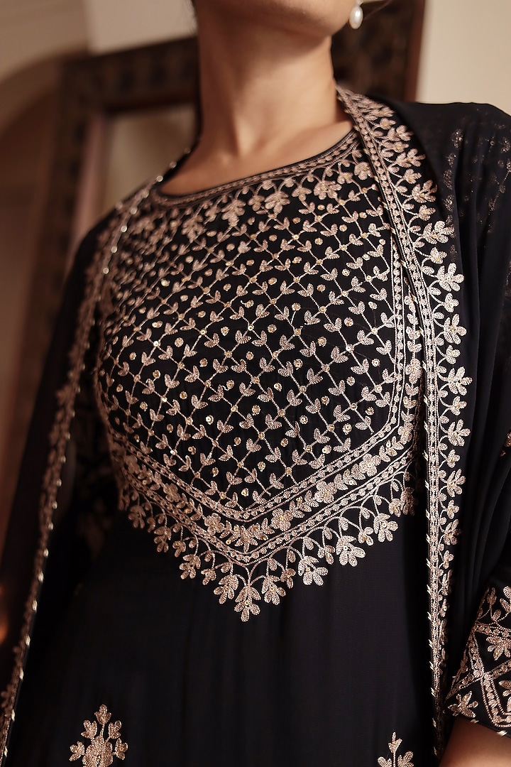 Black Georgette Pitta Embroidered Kurta Set by Zari Jaipur at Pernia's Pop Up Shop