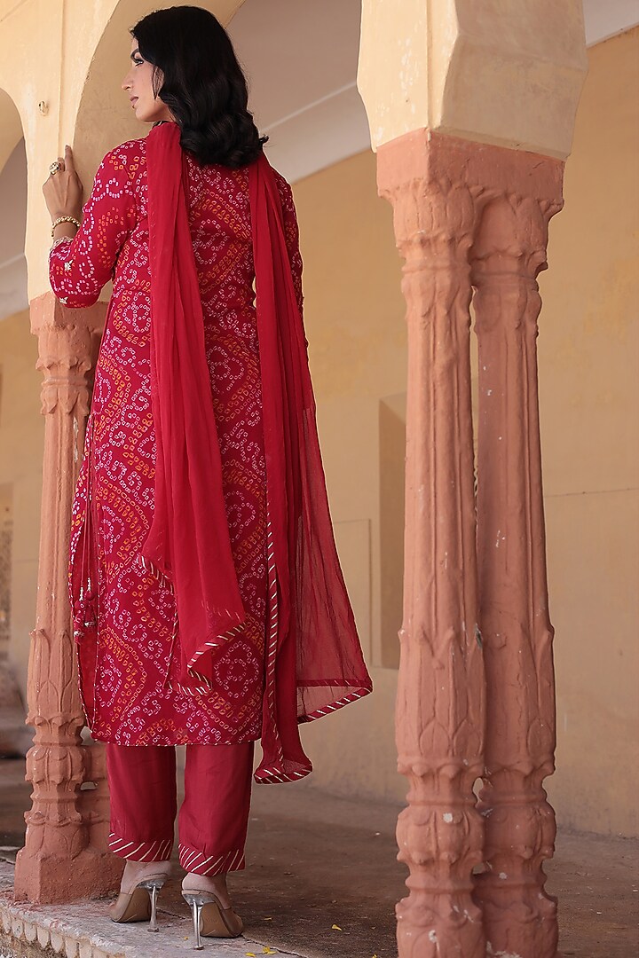 Red Georgette Gota Patti & Pearl Embroidered Kurta Set by Zari Jaipur at Pernia's Pop Up Shop