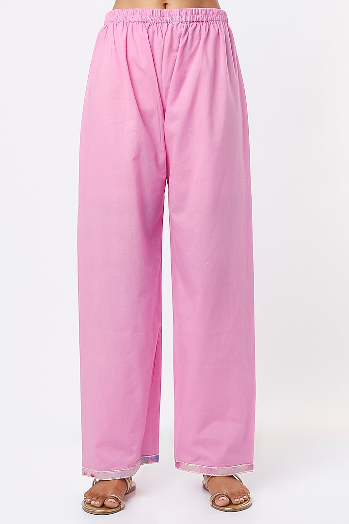 Pink Georgette Kurta Set by Zari Jaipur at Pernia's Pop Up Shop
