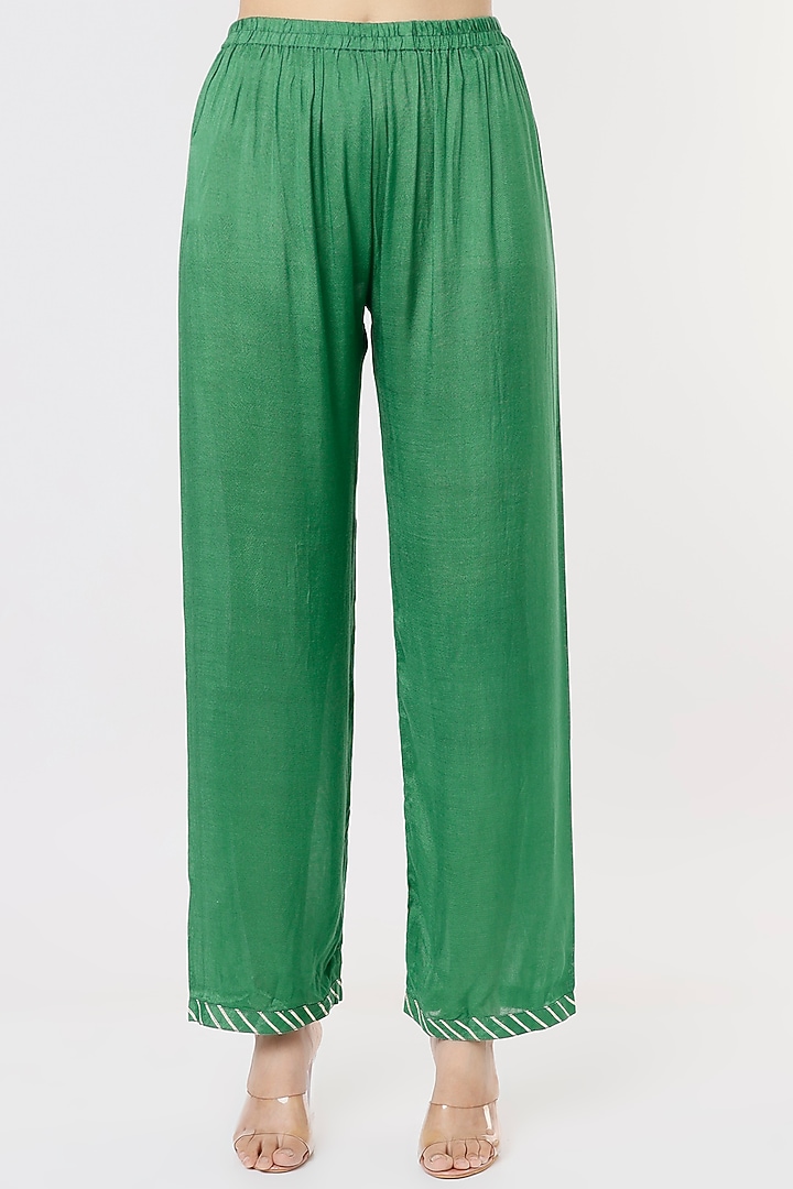 Green Georgette Bandhej Kurta Set by Zari Jaipur at Pernia's Pop Up Shop