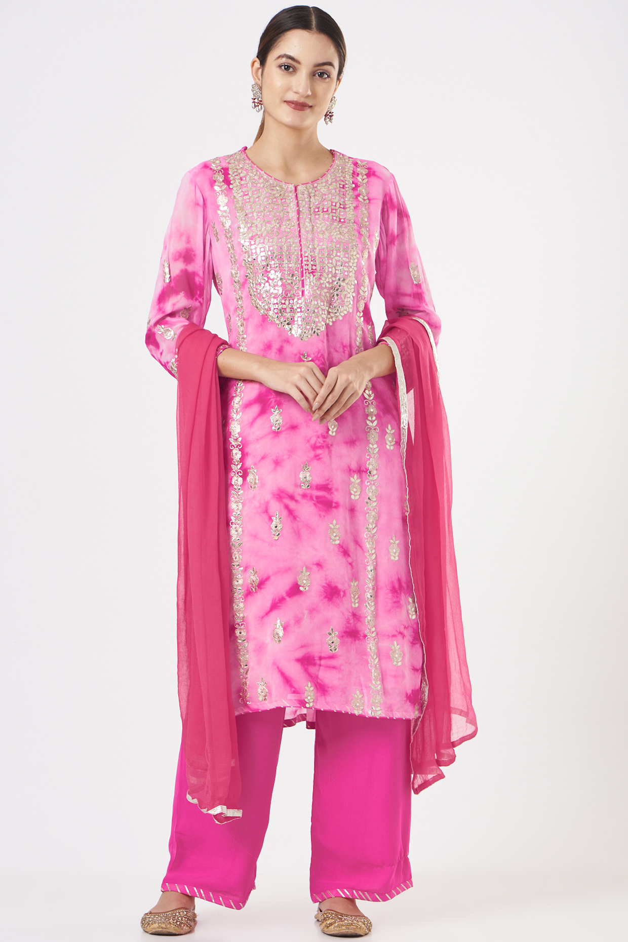 Fuchsia Embroidered & Printed Kurta Set by Zari Jaipur at Pernia's Pop Up Shop