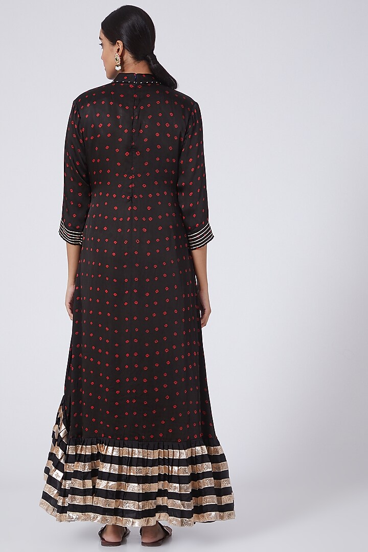 Black Kurta Set With Gota Patti Work by Zari Jaipur at Pernia's Pop Up Shop
