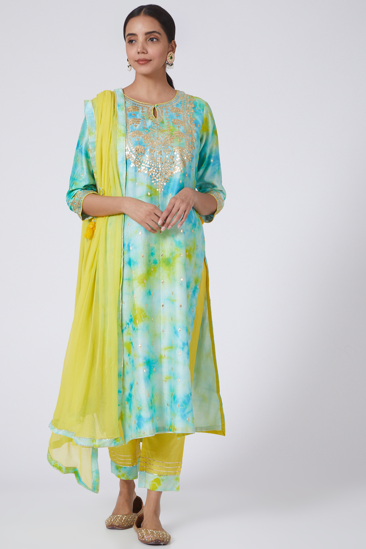 Sky Blue Tie-Dye Kurta Set by Zari Jaipur