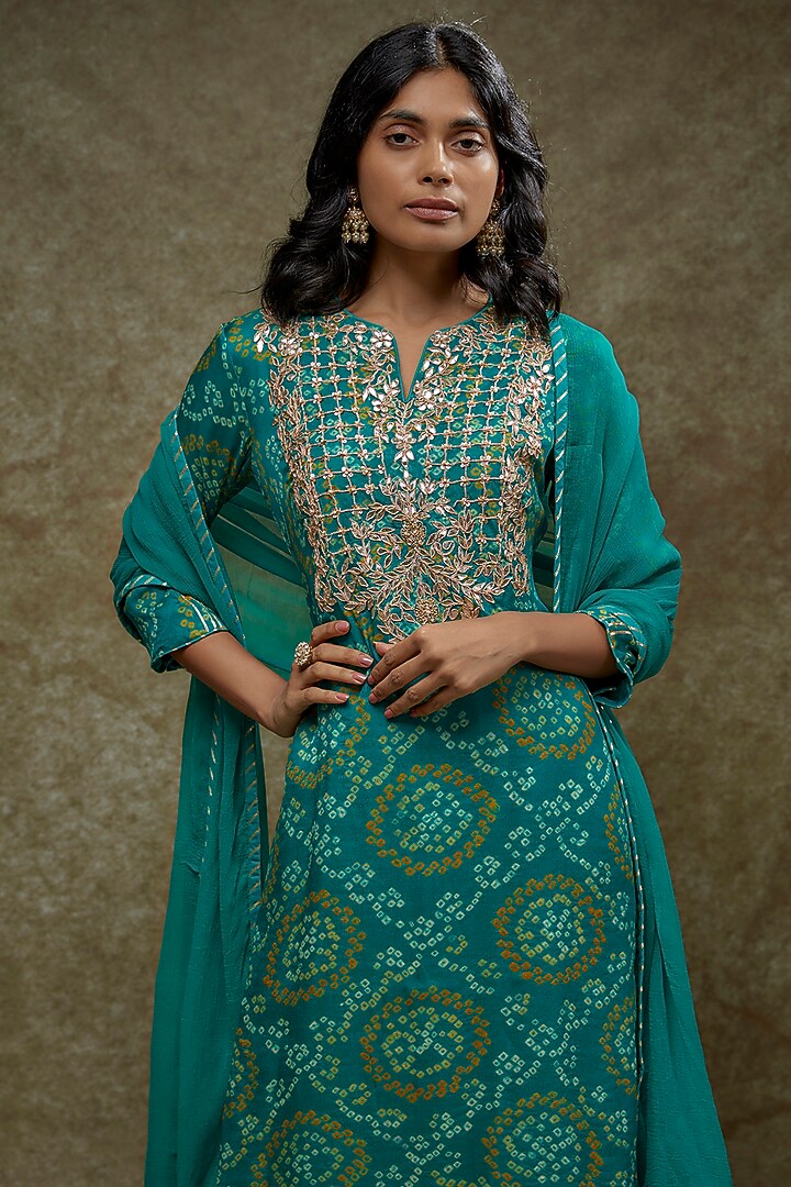 Green Georgette Bandhej Printed & Gota Embroidered Kurta Set by Zari Jaipur at Pernia's Pop Up Shop