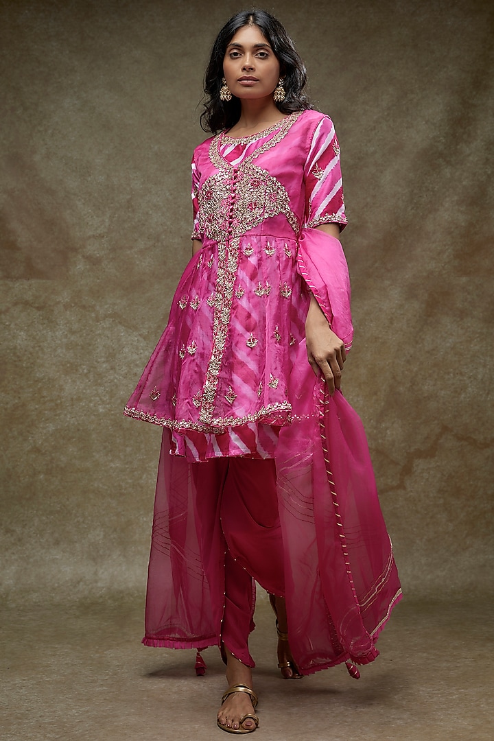 Pink Silk Leheriya Printed & Hand Embroidered Kurta Set by Zari Jaipur