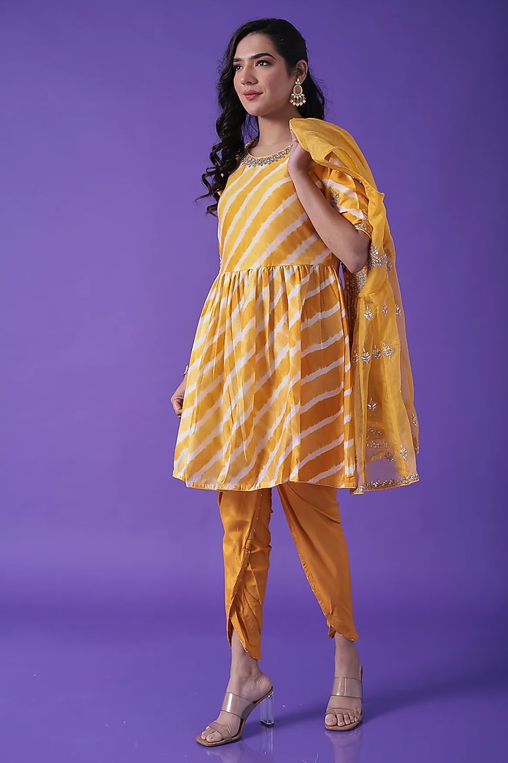 Yellow Organza Gota Patti Embroidered Peplum Kurta Set by Zari Jaipur at Pernia's Pop Up Shop