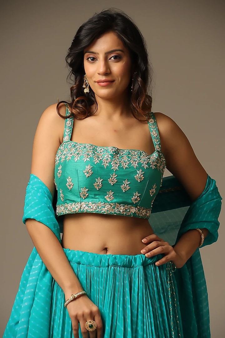 Dark Green Georgette Gota Patti Work Leheriya Wedding Lehenga Set by Zari Jaipur at Pernia's Pop Up Shop