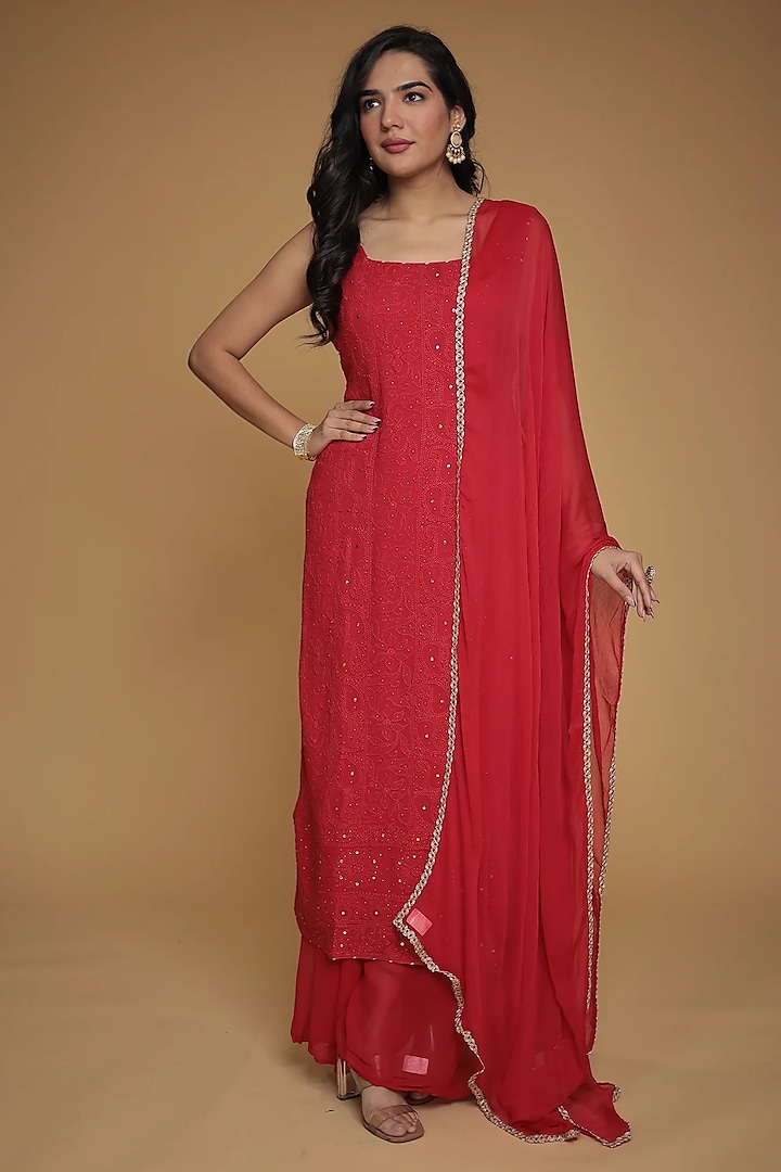 Red Georgette Embroidered Straight Kurta Set by Zari Jaipur at Pernia's Pop Up Shop