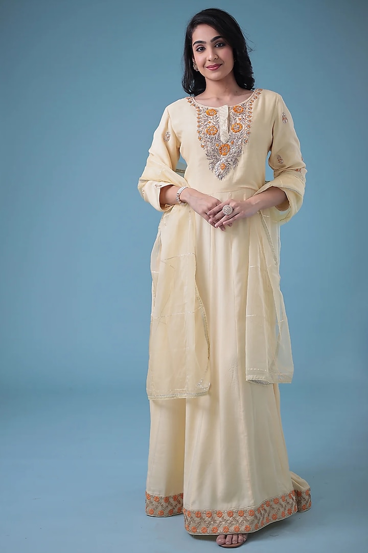 Cream Chanderi Gota Patti Embroidered Anarkali Set by Zari Jaipur at Pernia's Pop Up Shop