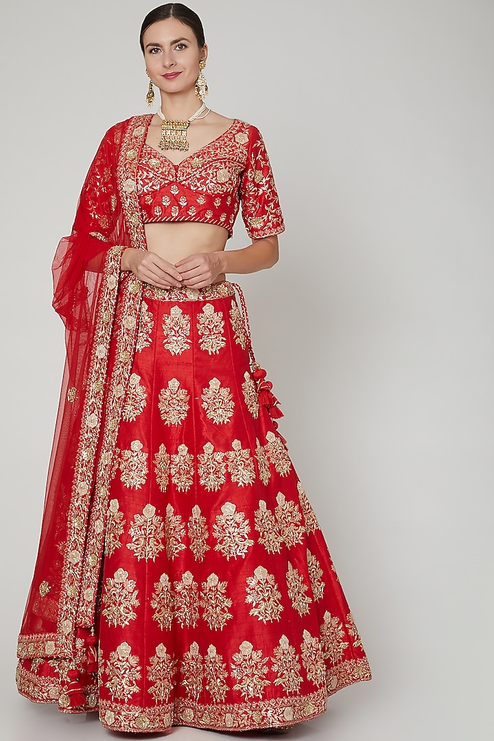 Red Embroidered Lehenga Set by Zari Jaipur