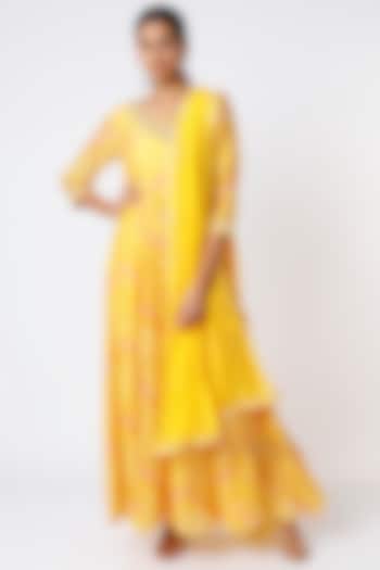 Yellow Silk Kurta Set by Zari Jaipur