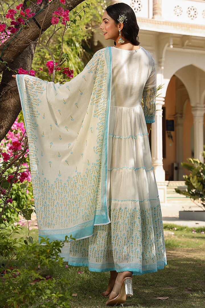White & Blue Embroidered Anarkali Set by Zolo Label at Pernia's Pop Up Shop