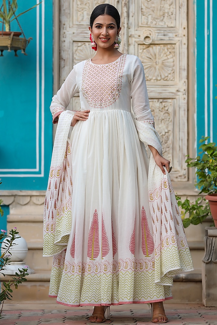 White & Red Embroidered Anarkali Set by Zolo Label