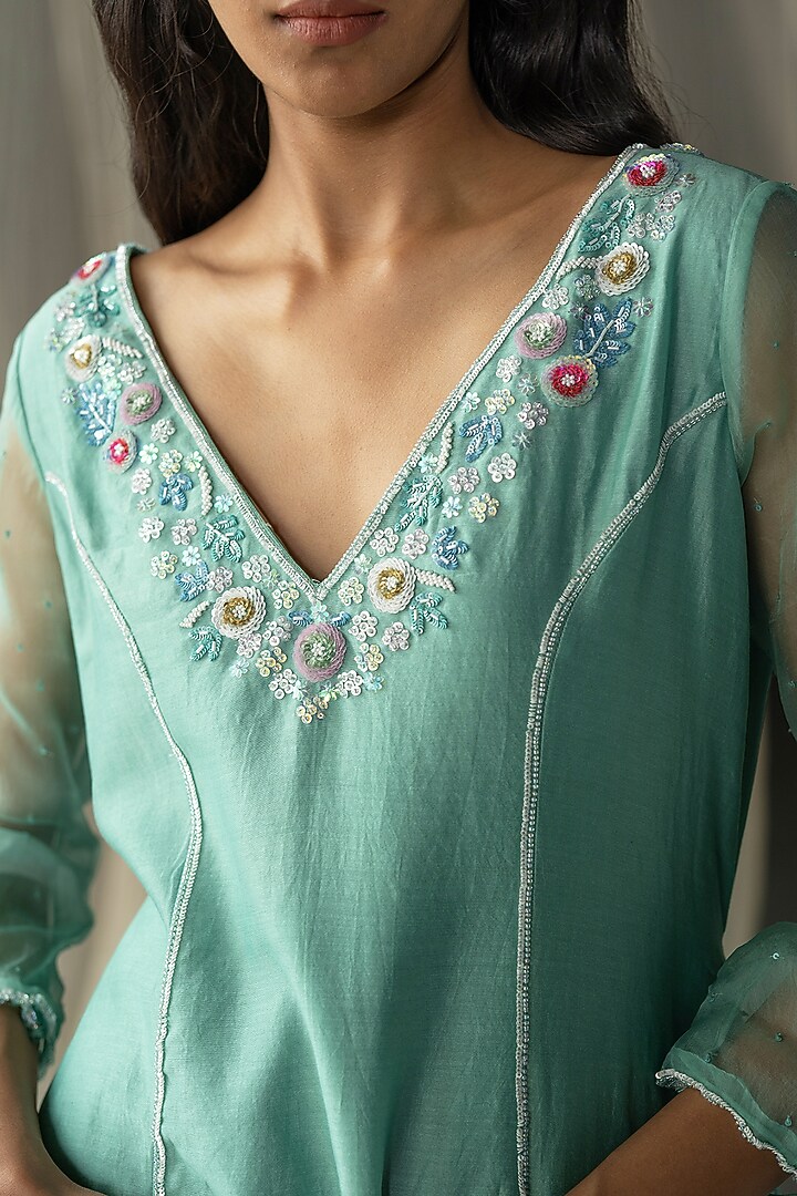 Aquamarine Hand Embroidered Kurta Set by Zoon Tribe at Pernia's Pop Up Shop
