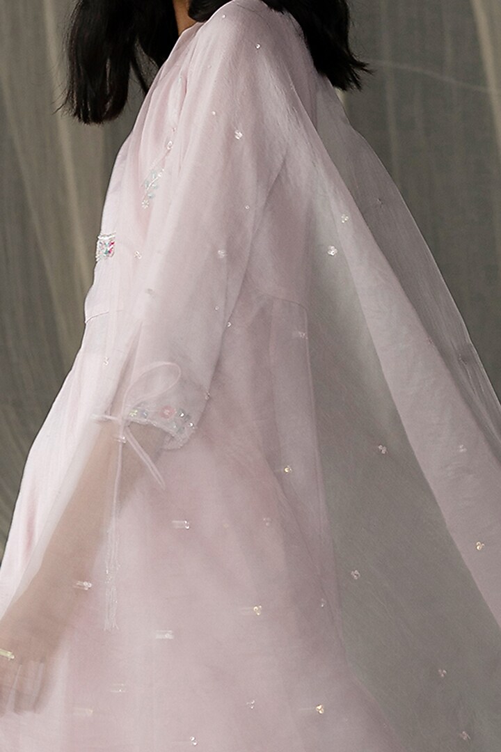 Powder Pink Hand Embroidered Kurta Set by Zoon Tribe at Pernia's Pop Up Shop