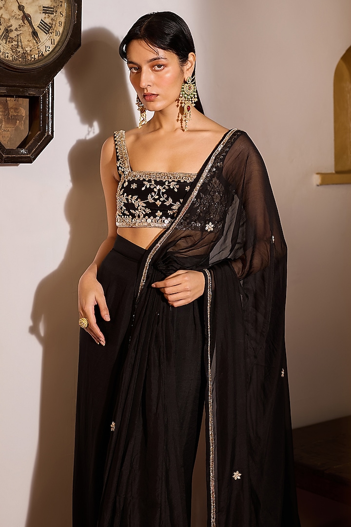 Black Flat Chiffon Hand Embroidered Pre-Stitched Wedding Saree Set by Zoon Tribe at Pernia's Pop Up Shop