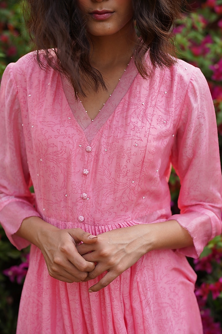 Pink Hand Block Printed Kurta Set by Zoon Tribe at Pernia's Pop Up Shop