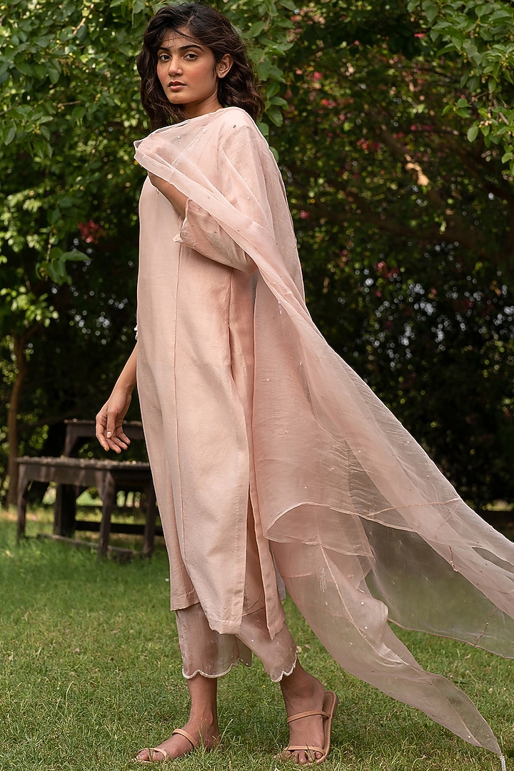 Nude Hand Embroidered Kurta Set by Zoon Tribe at Pernia's Pop Up Shop
