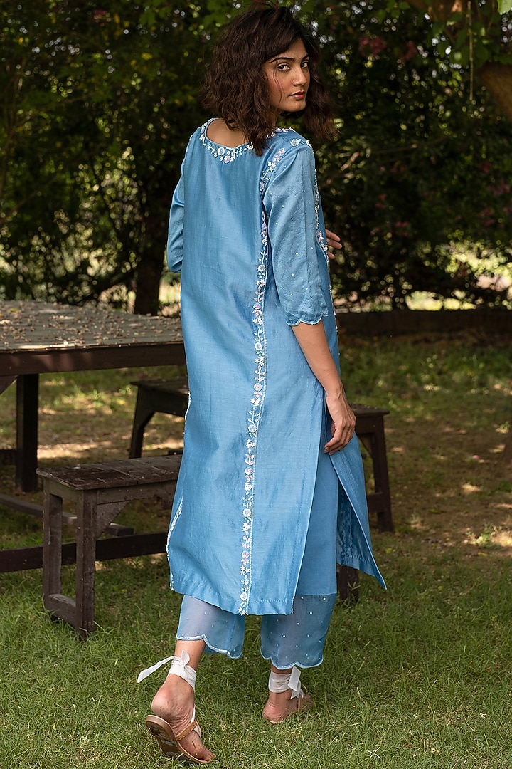 Blue Hand Embroidered Kurta Set by Zoon Tribe at Pernia's Pop Up Shop