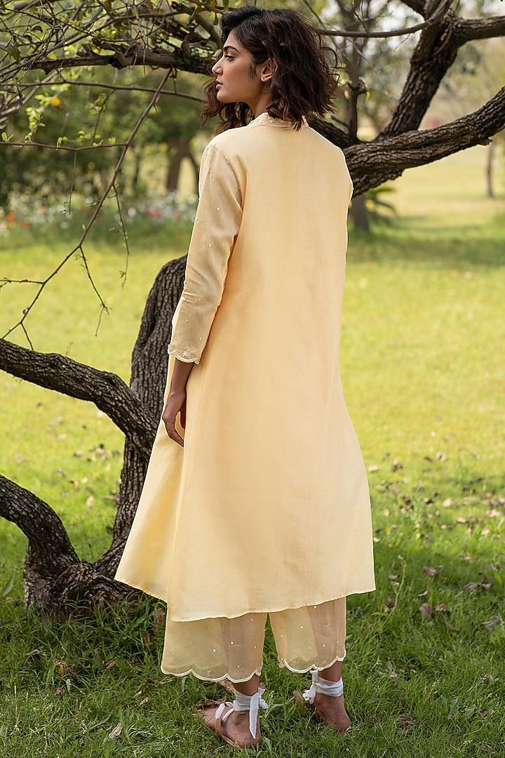 Yellow Hand Embroidered Kurta Set by Zoon Tribe at Pernia's Pop Up Shop