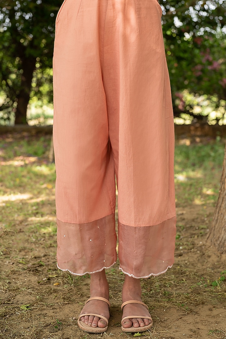 Coral Hand Embroidered Kurta Set by Zoon Tribe at Pernia's Pop Up Shop